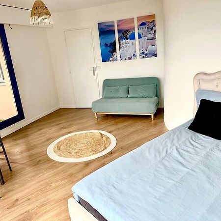 Paris La Defense - Santorin Apartment With Jacuzzi Courbevoie Exterior photo