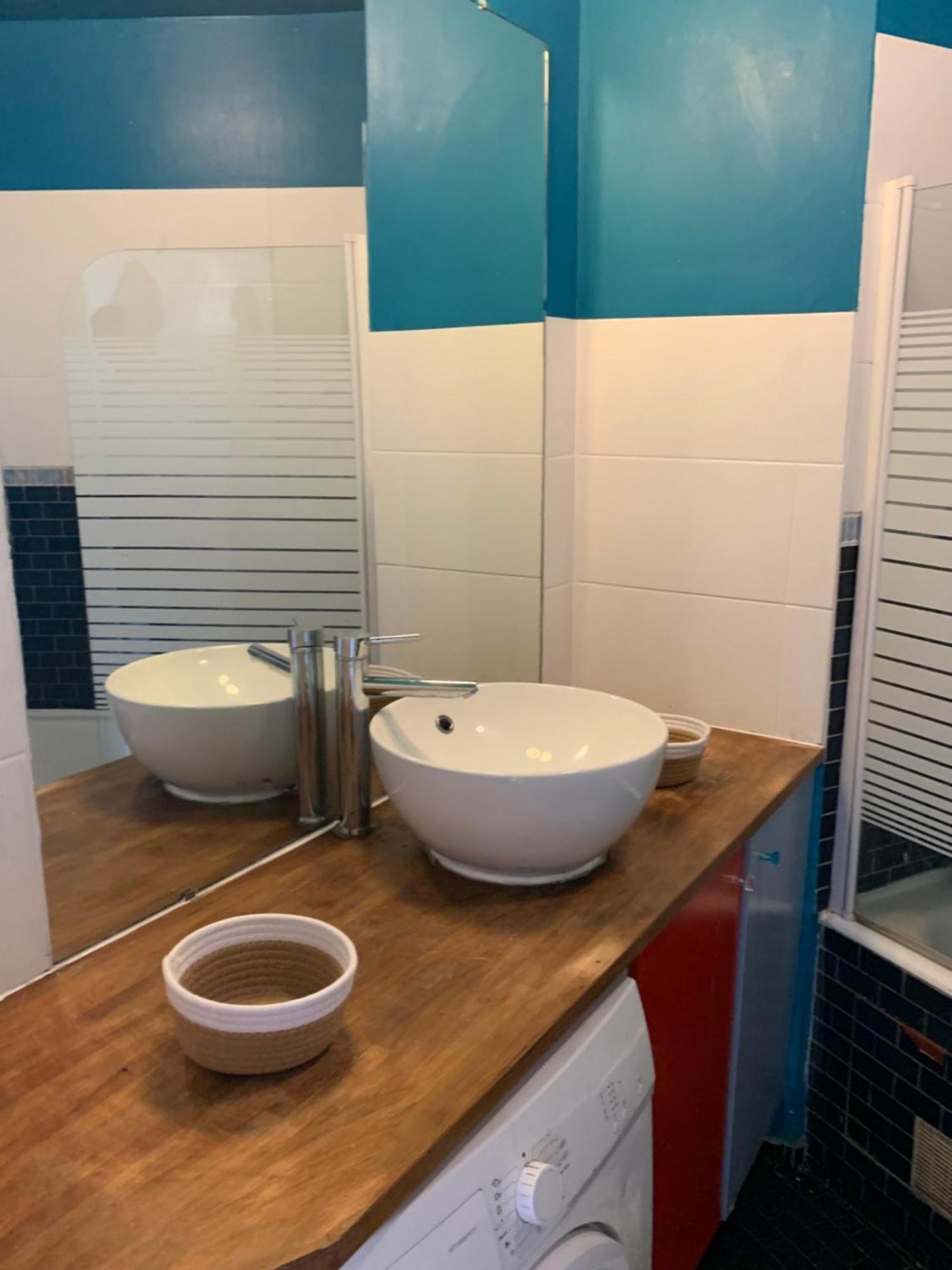 Paris La Defense - Santorin Apartment With Jacuzzi Courbevoie Exterior photo